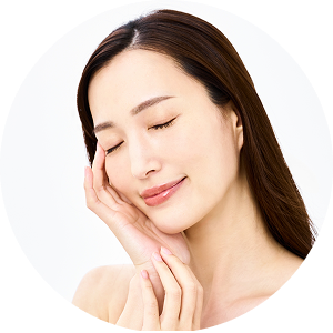 フェイスラインを整えて小顔効果